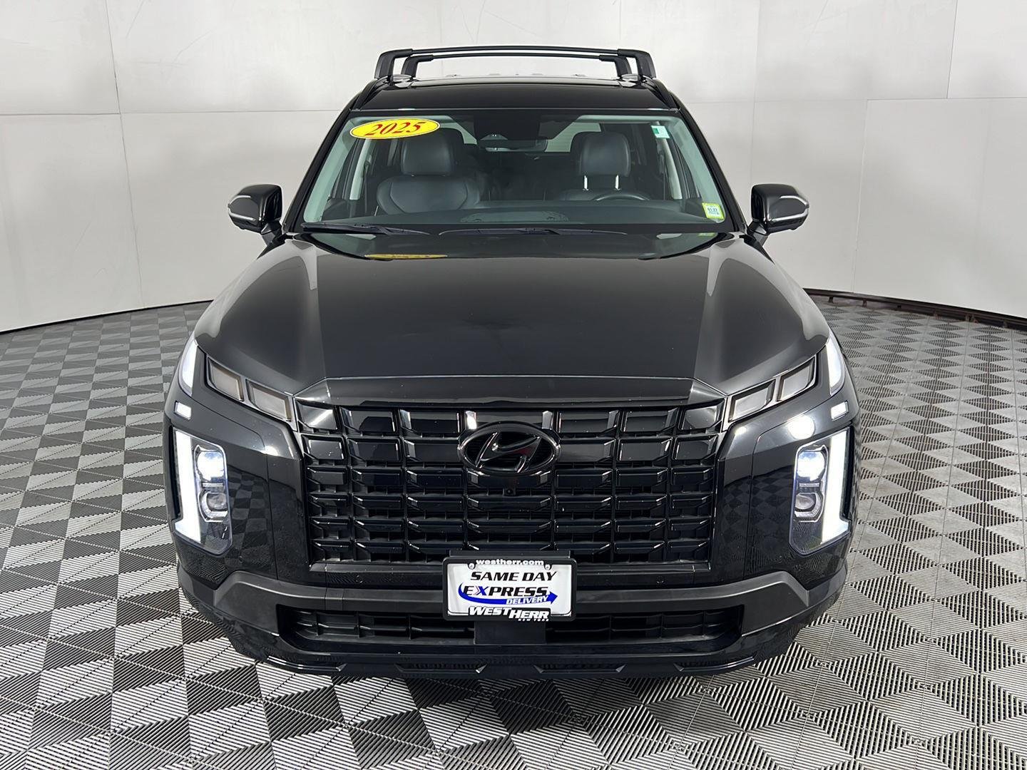Used 2025 Abyss Black Pearl Hyundai XRT image 18