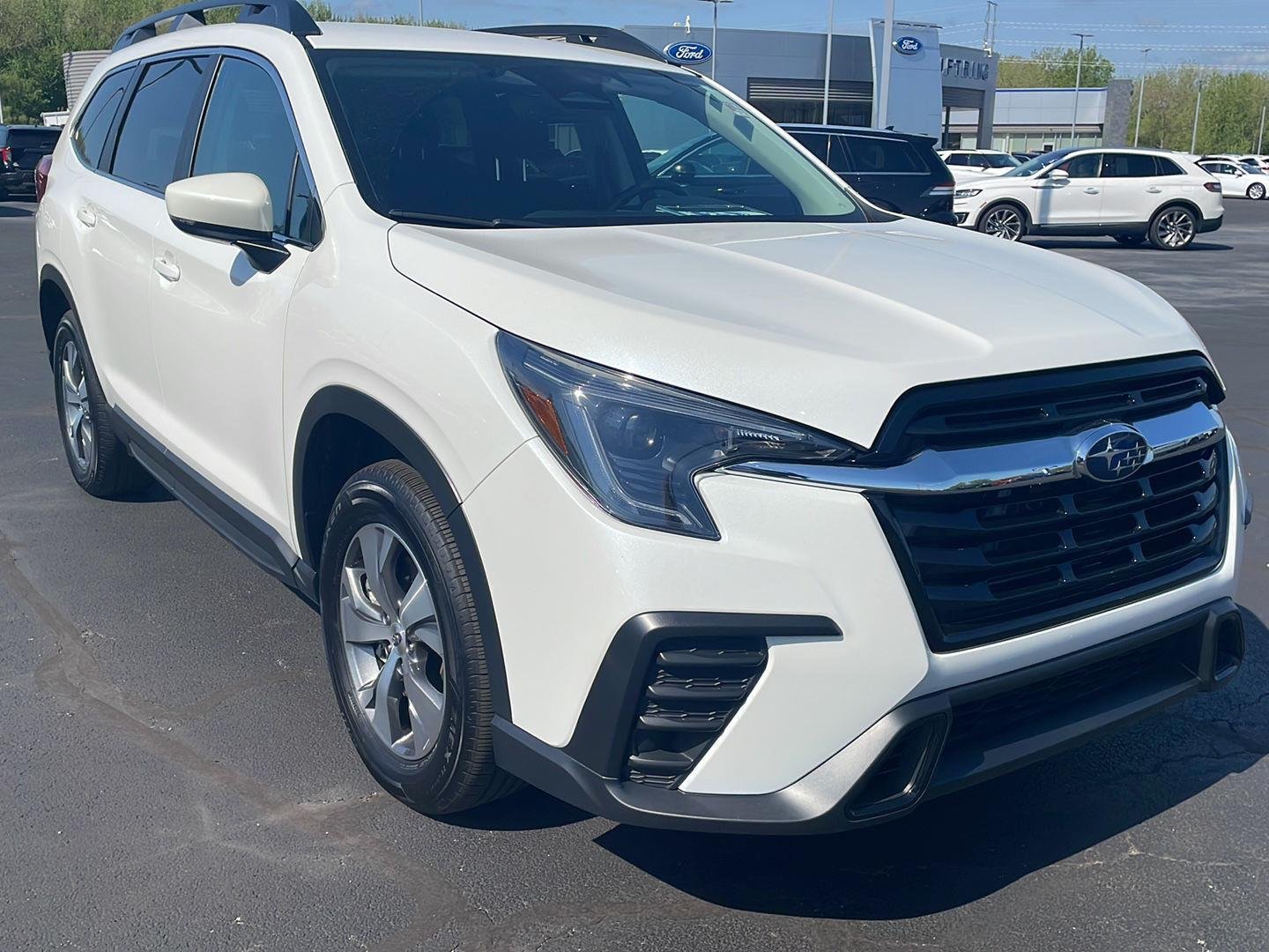 Used 2025 Crystal White Pearl Subaru Premium image 7