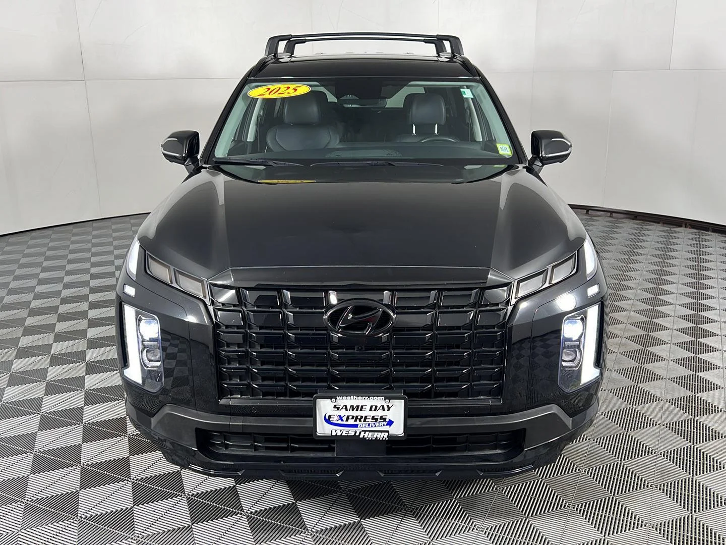 Used 2025 Abyss Black Pearl Hyundai XRT image 18