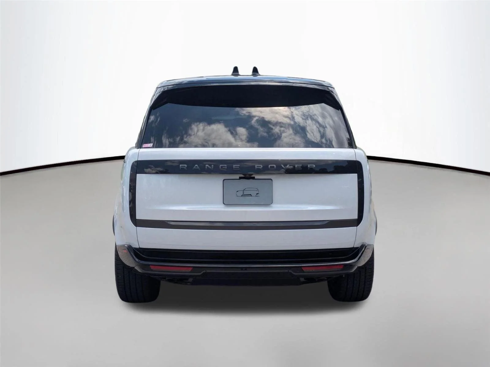 Certified Used 2025  Land Rover SE image 6