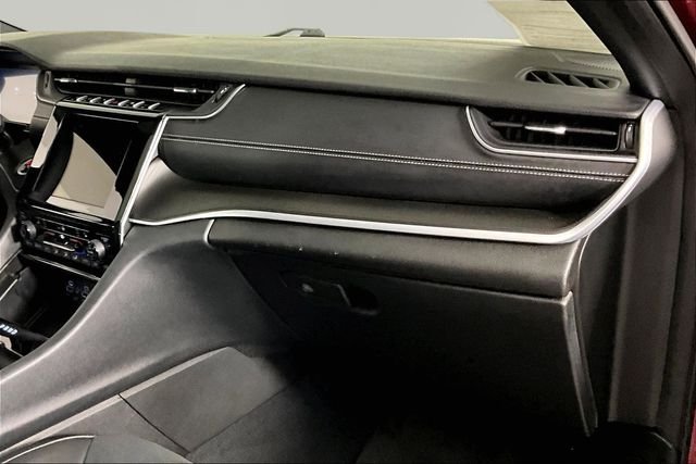 Used 2025 Red Jeep Altitude X image 25