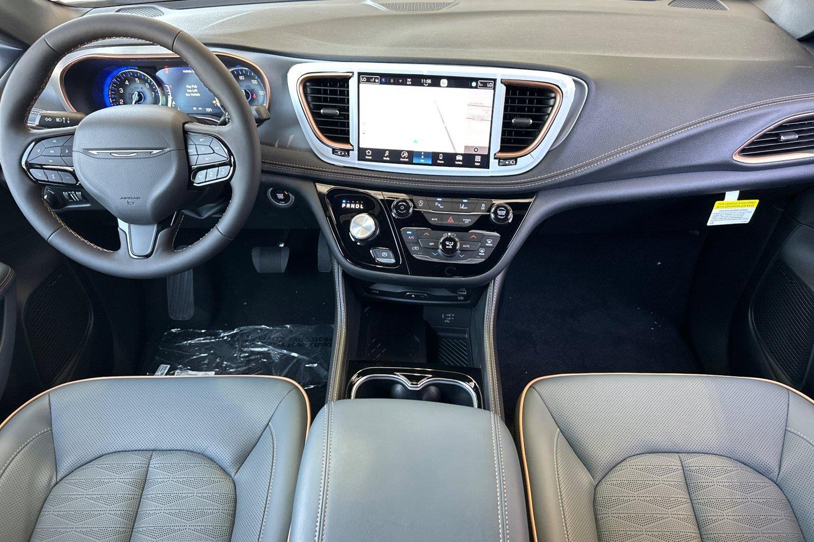 New 2027 Bright White Clearcoat Chrysler Pinnacle image 13