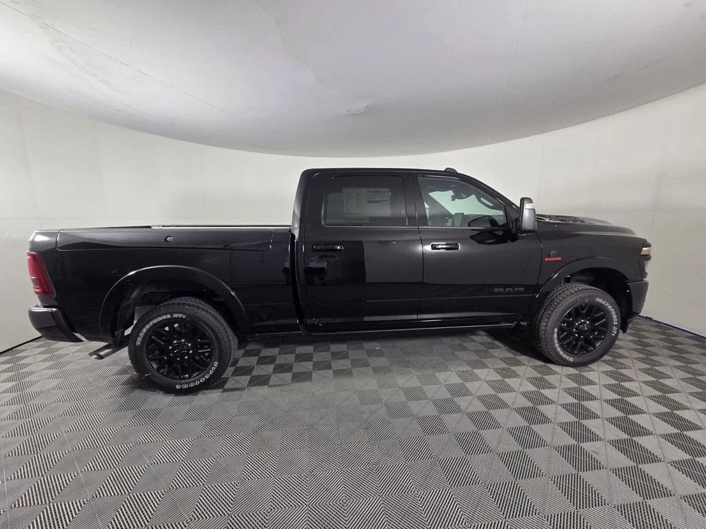 New 2026 Diamond Black Crystal Pearl-Coat Exterior Paint RAM Limited image 5