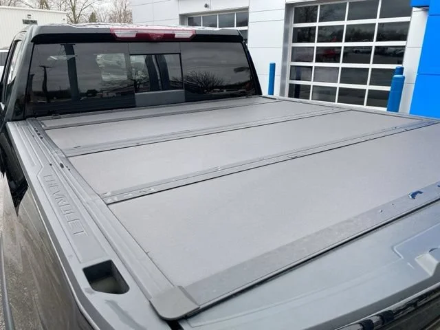 2024 Chevrolet Silverado 1500 ZR2 - Photo 15