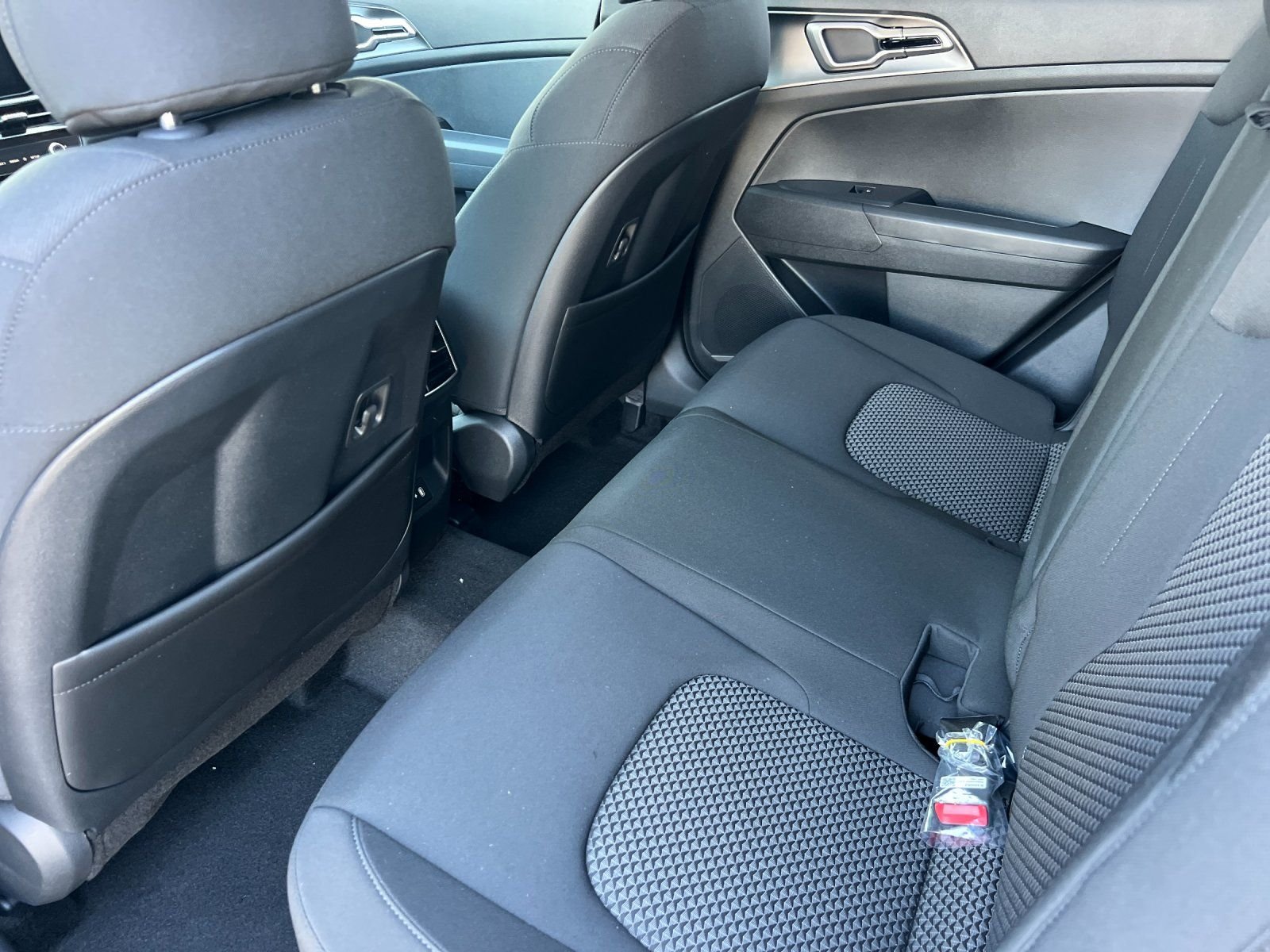 New 2027 Gravity Gray Kia LX image 12