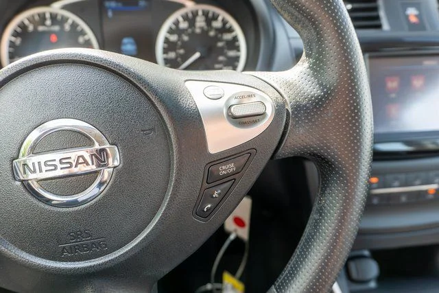 Used 2019 White Nissan S image 24
