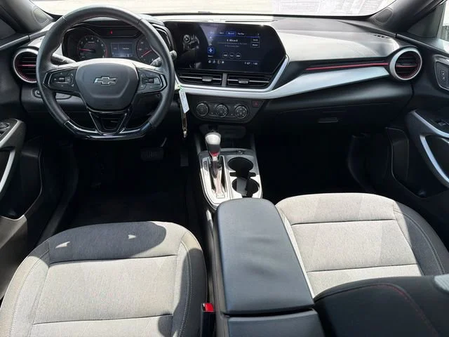 Used 2024 Summit White Chevrolet 1RS image 22