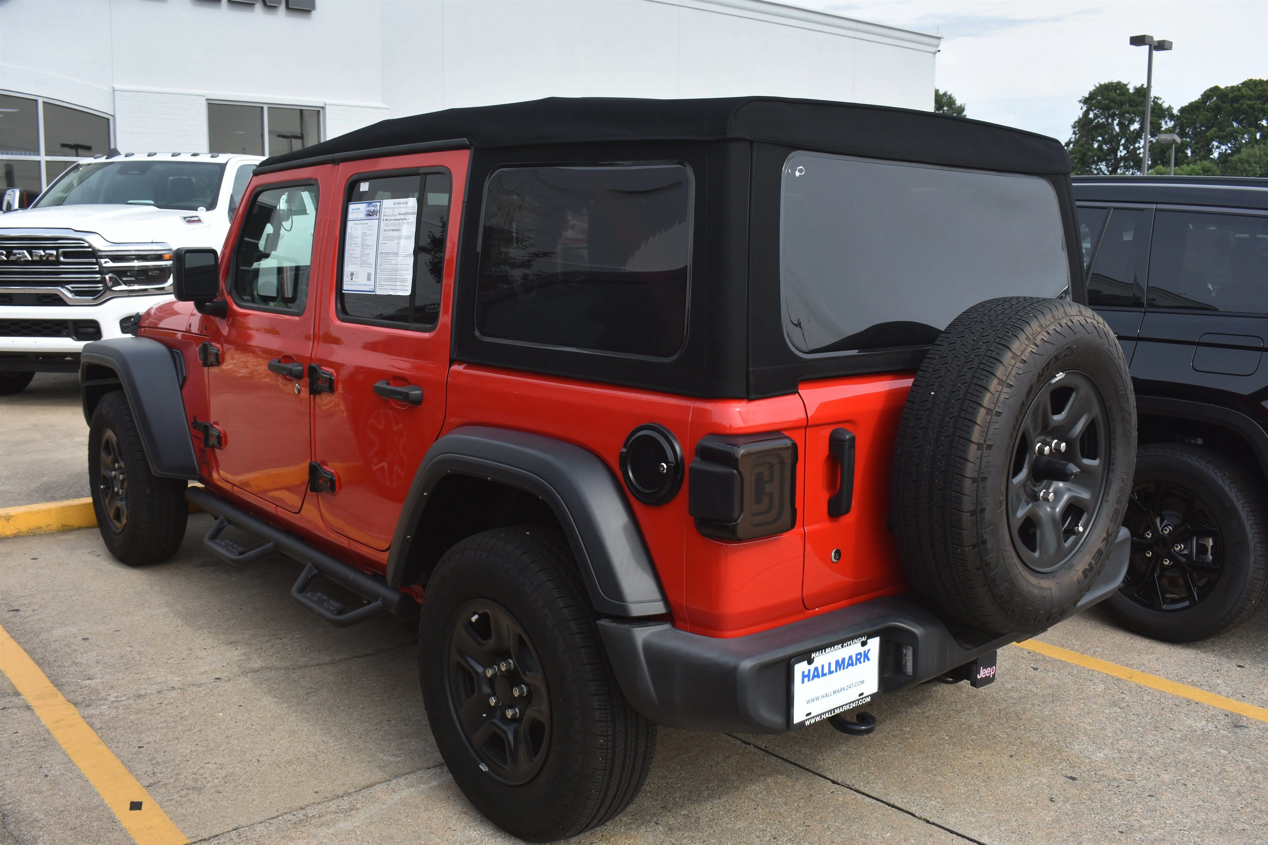 Used 2024 Firecracker Red Clearcoat Jeep Sport image 6