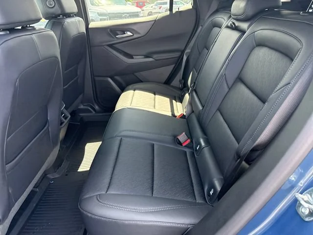 New 2027 Lakeshore Blue Metallic Chevrolet LT image 24