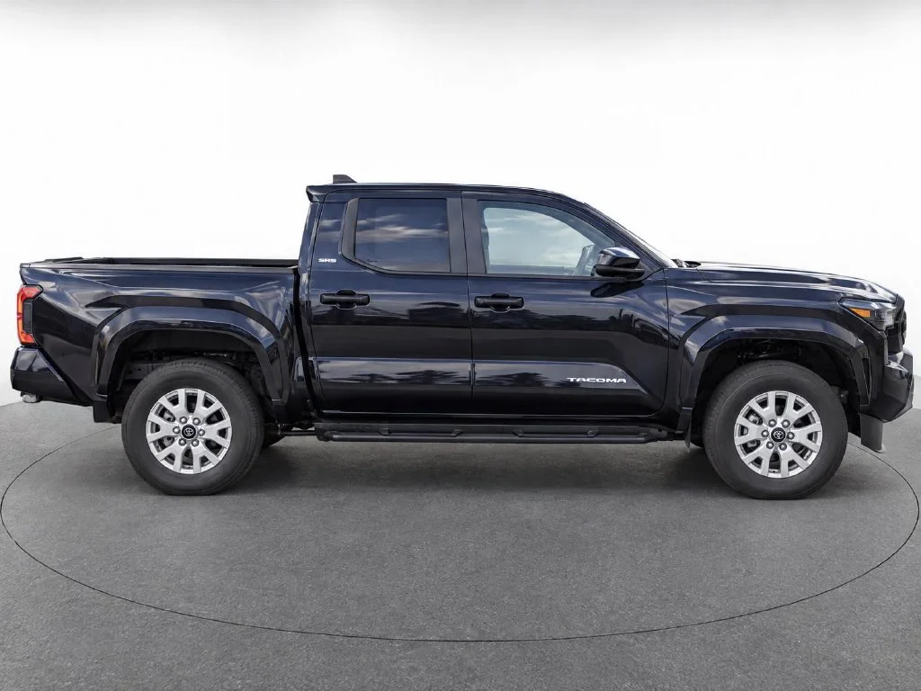 Used 2025 Black Toyota SR5 image 6