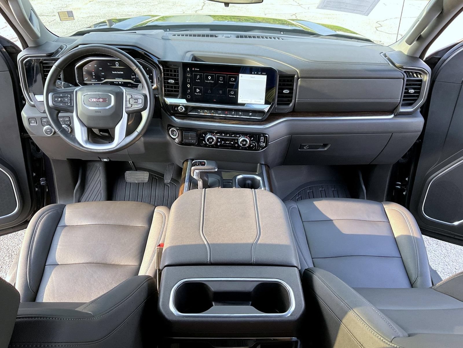 Certified Used 2023 Titanium Rush Metallic GMC Elevation image 14