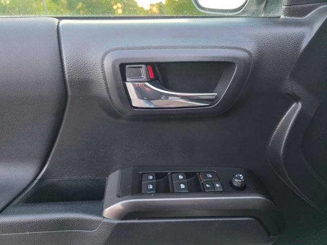 Used 2022 White Toyota TRD Off-Road image 25