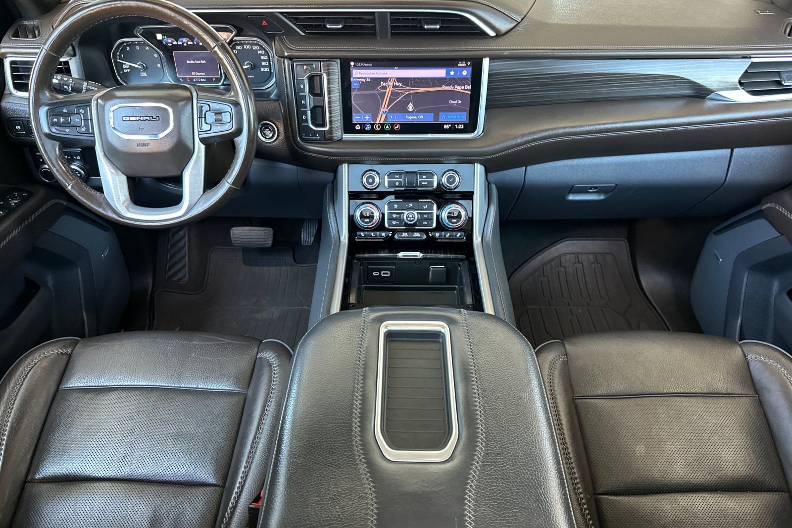 2021 GMC Yukon Denali - Photo 14