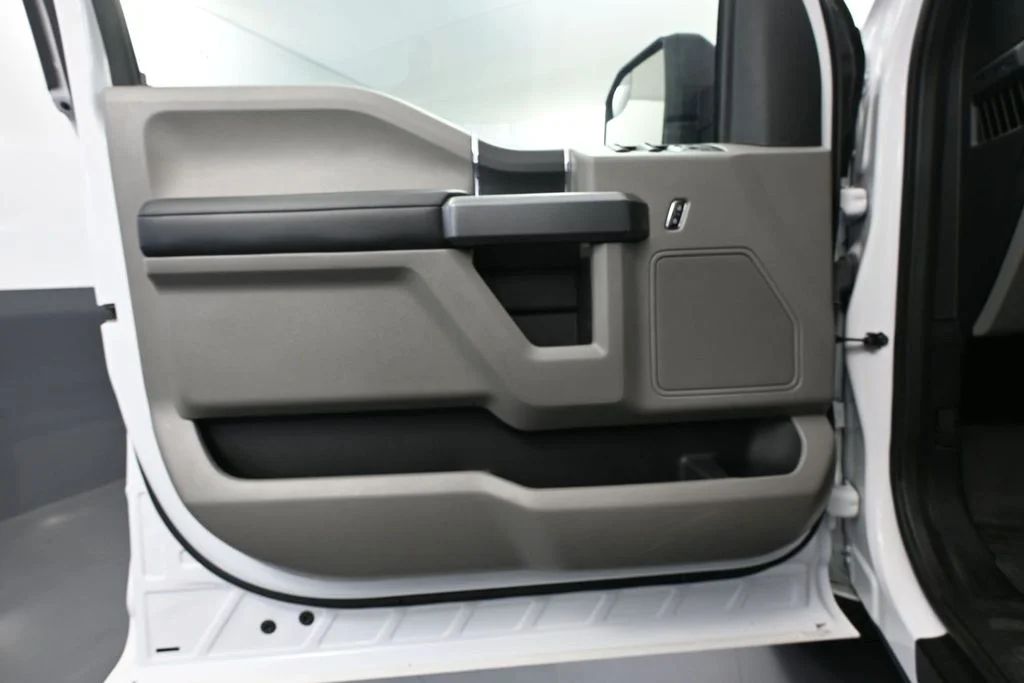 Used 2020 White Ford XLT image 14