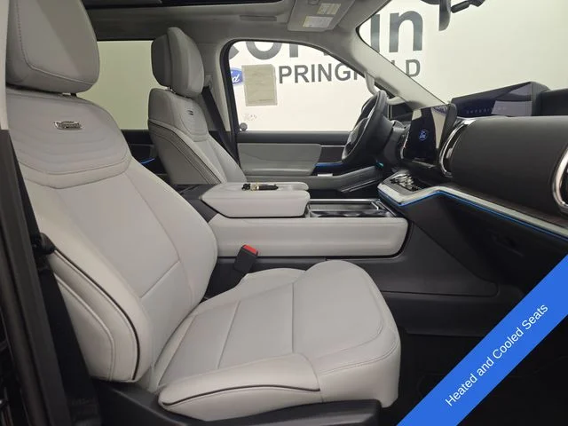 New 2026 Agate Black Metallic Ford MAX Platinum® image 10