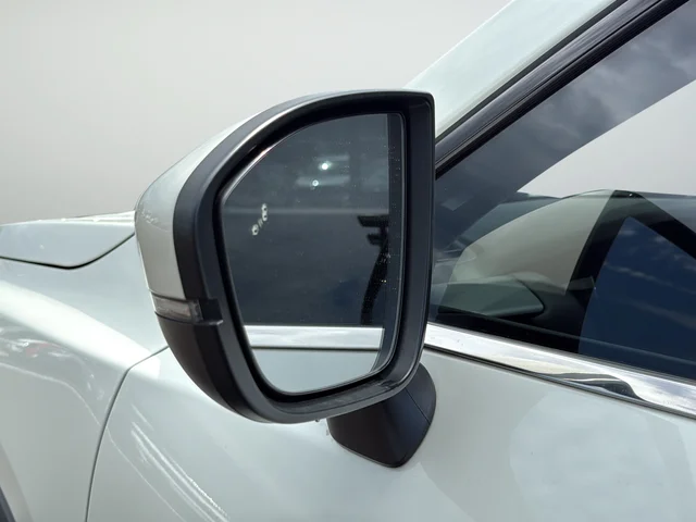 Certified Used 2023 White Nissan SL image 31