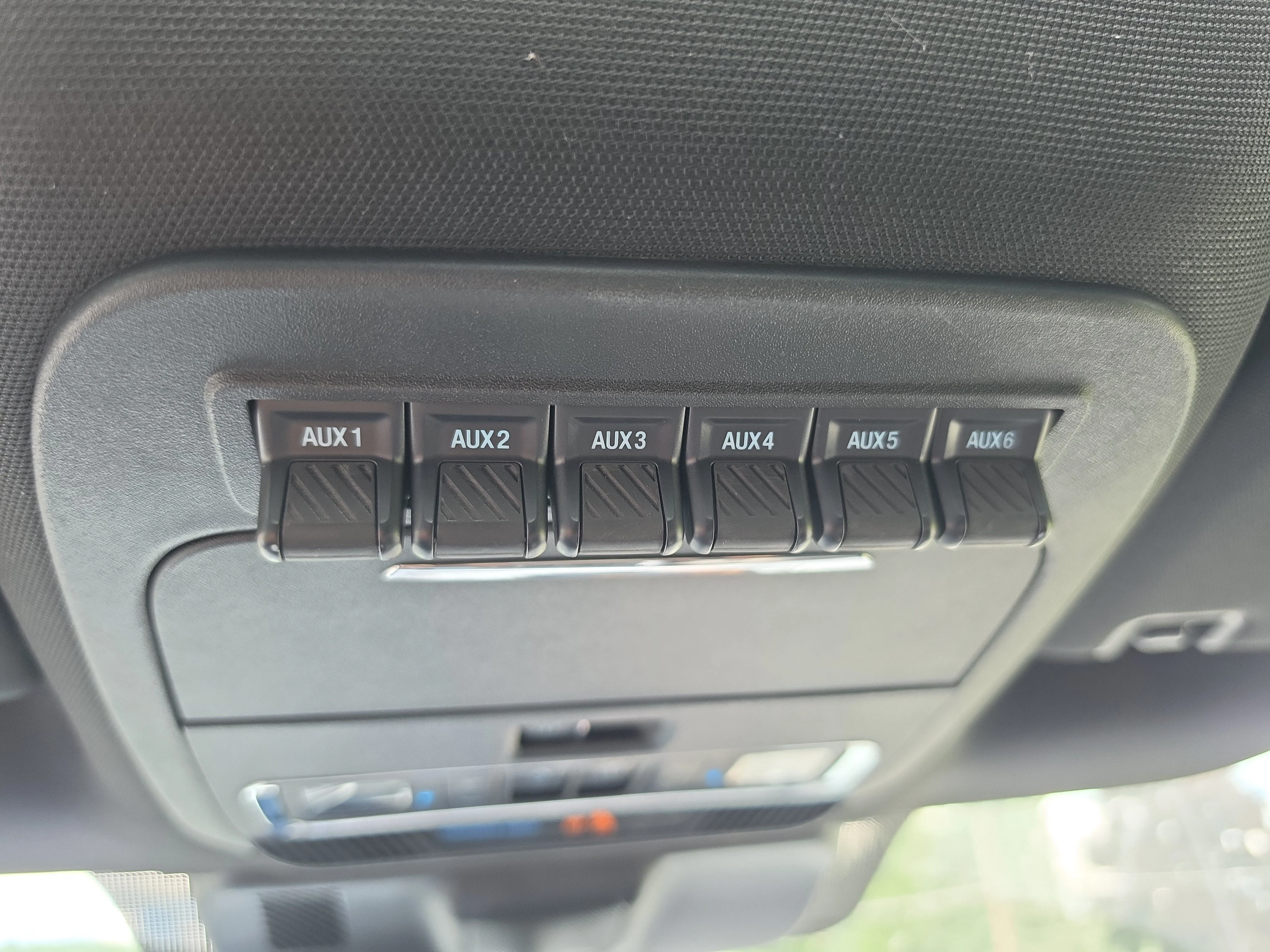 Used 2022 Oxford White Ford Raptor image 37