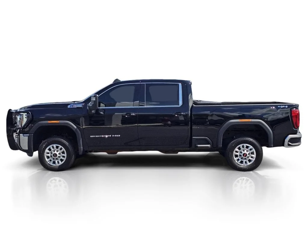 Used 2026 Onyx Black GMC SLE image 15