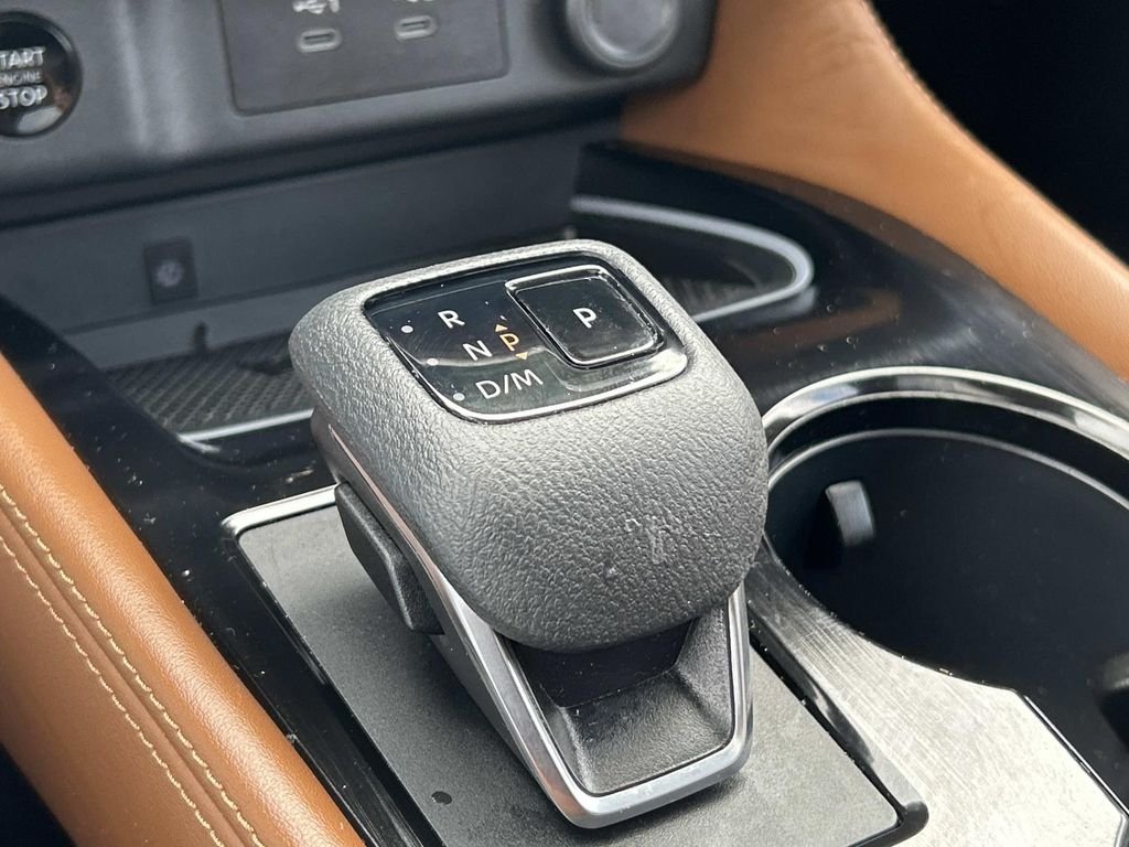 Used 2026 Gray Nissan Platinum image 27