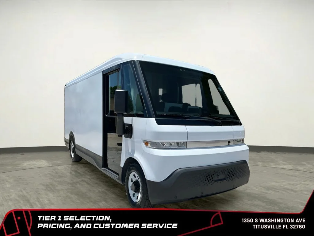 Used 2024 White BrightDrop Base image 16