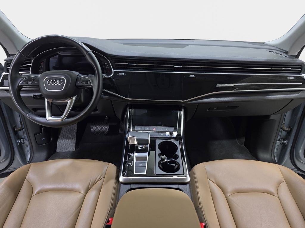 Used 2023 Silver Audi 55 Premium image 10