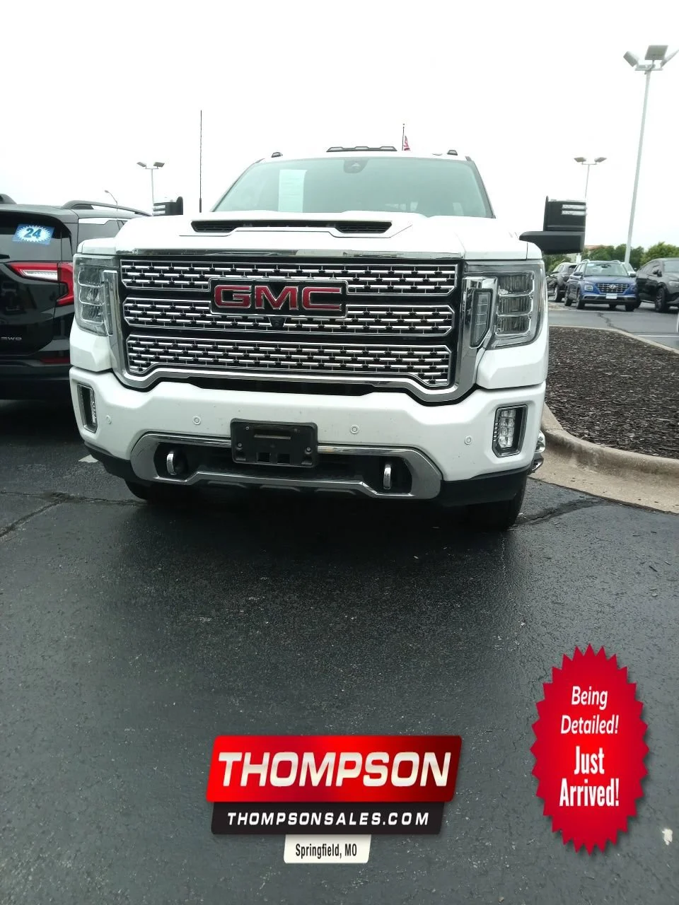 2021 GMC Sierra 4WD Crew Cab Long Box DRW Denali's photo