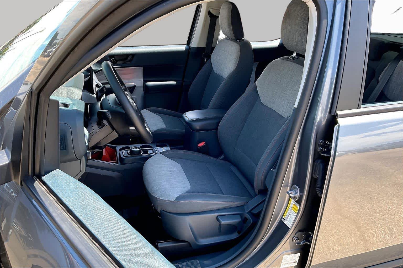 Pre-Owned 2022 Ford Maverick XLT