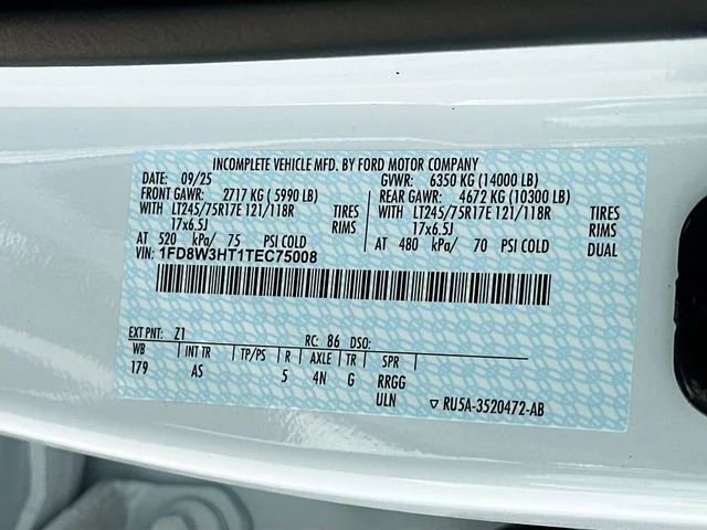 New 2026 Oxford White Ford XL image 19