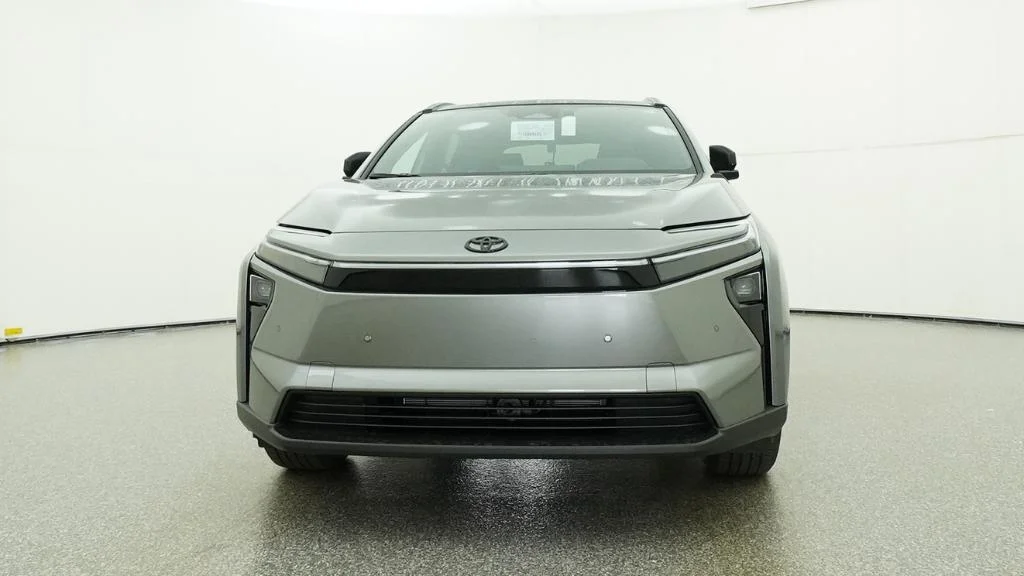 New 2026 Heavy Metal Toyota XLE image 6