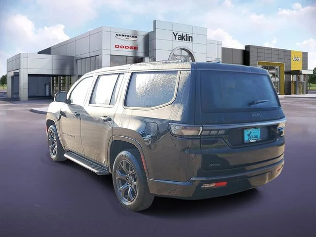New 2026 High Gloss Black Exterior Paint Jeep Limited Altitude image 3