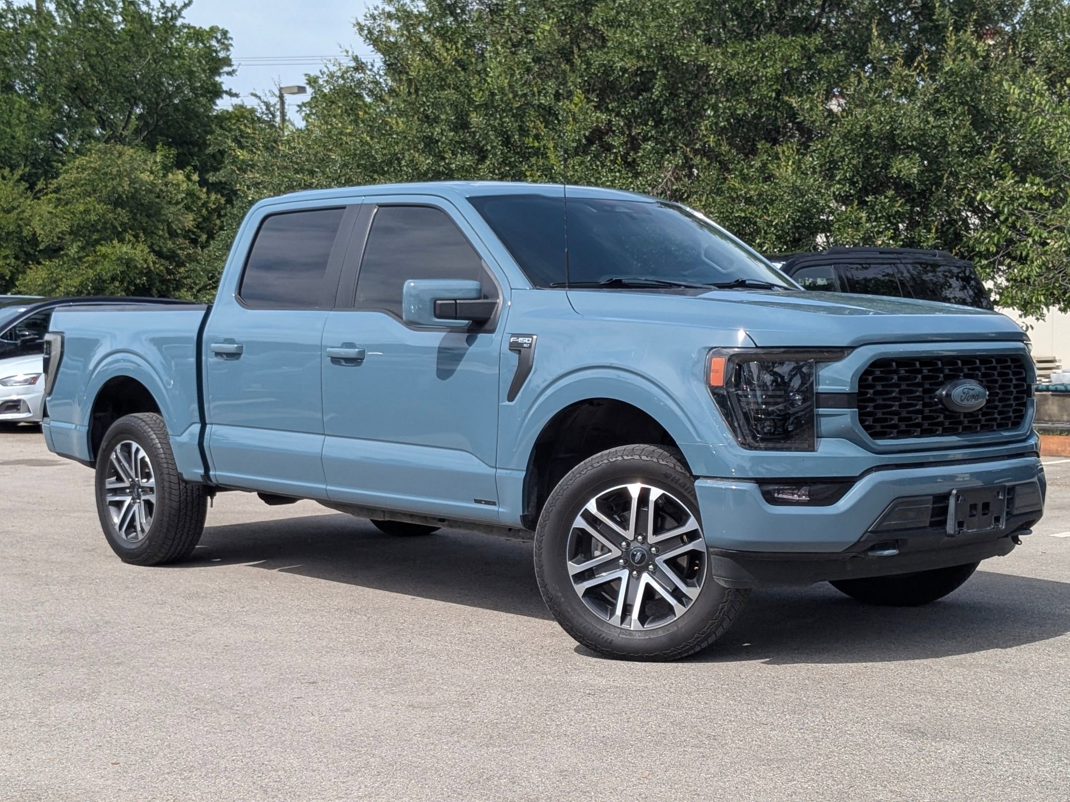 2023 Ford F-150 XL 4x4 SuperCrew 5-1/2 Box's photo