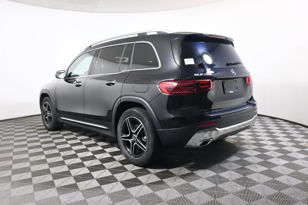 New 2026 Cosmos Black Metallic Mercedes-Benz GLB 250 image 43