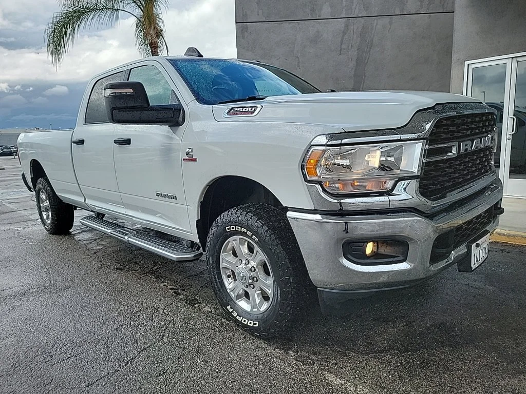 Used 2024 White Ram Big Horn image 3