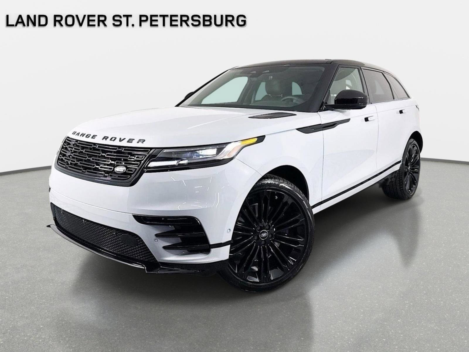 Used 2026 Gray Land Rover Dynamic SE image 1
