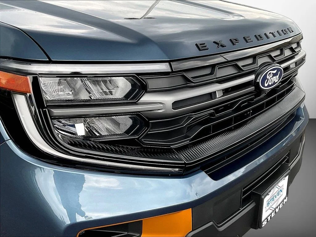 New 2027 Nocturnal Blue Metallic Ford Tremor® image 34
