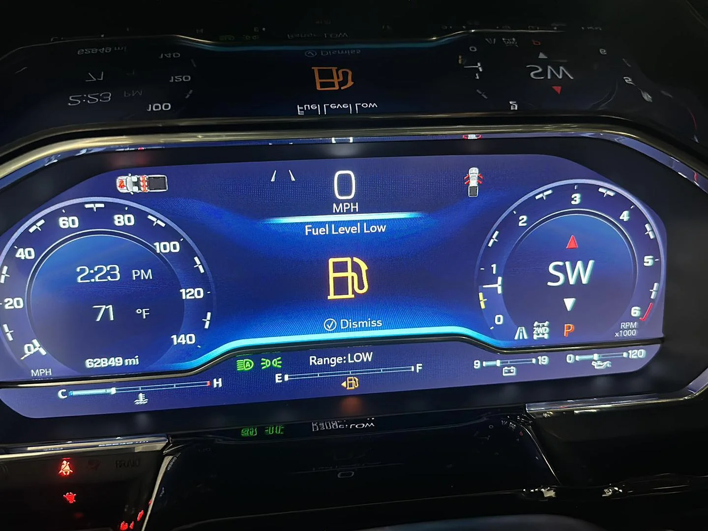 Used 2024 Summit White Chevrolet RST image 20