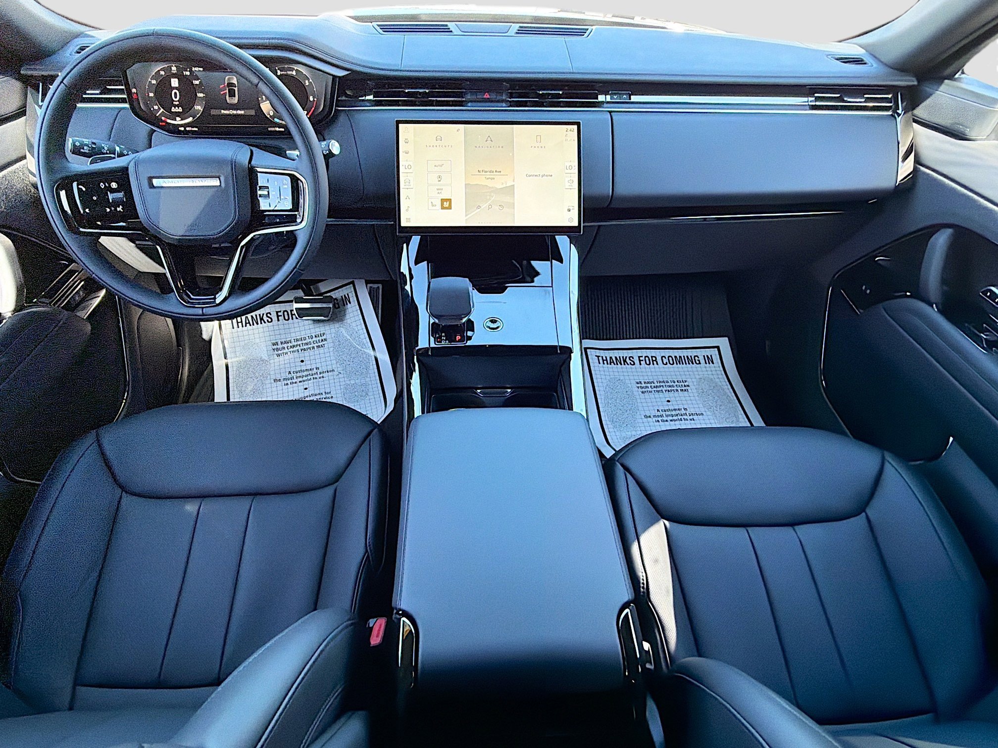 New 2026 Constellation Blue Ultra Metallic Gloss Land Rover Dynamic SE image 17
