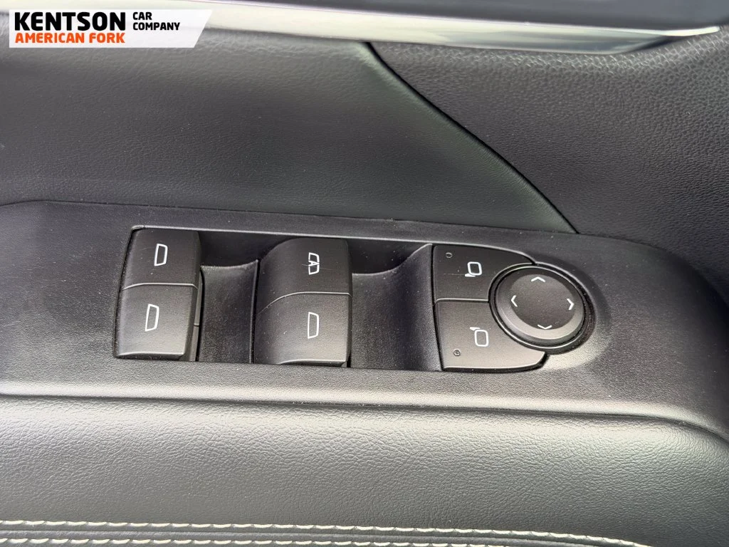 Used 2026 Silver GMC Elevation image 20