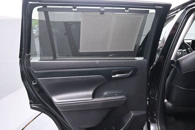 Used 2021 Black Toyota XLE image 12