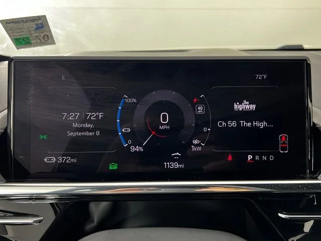New 2026 Summit White GMC Elevation Extended Range image 21