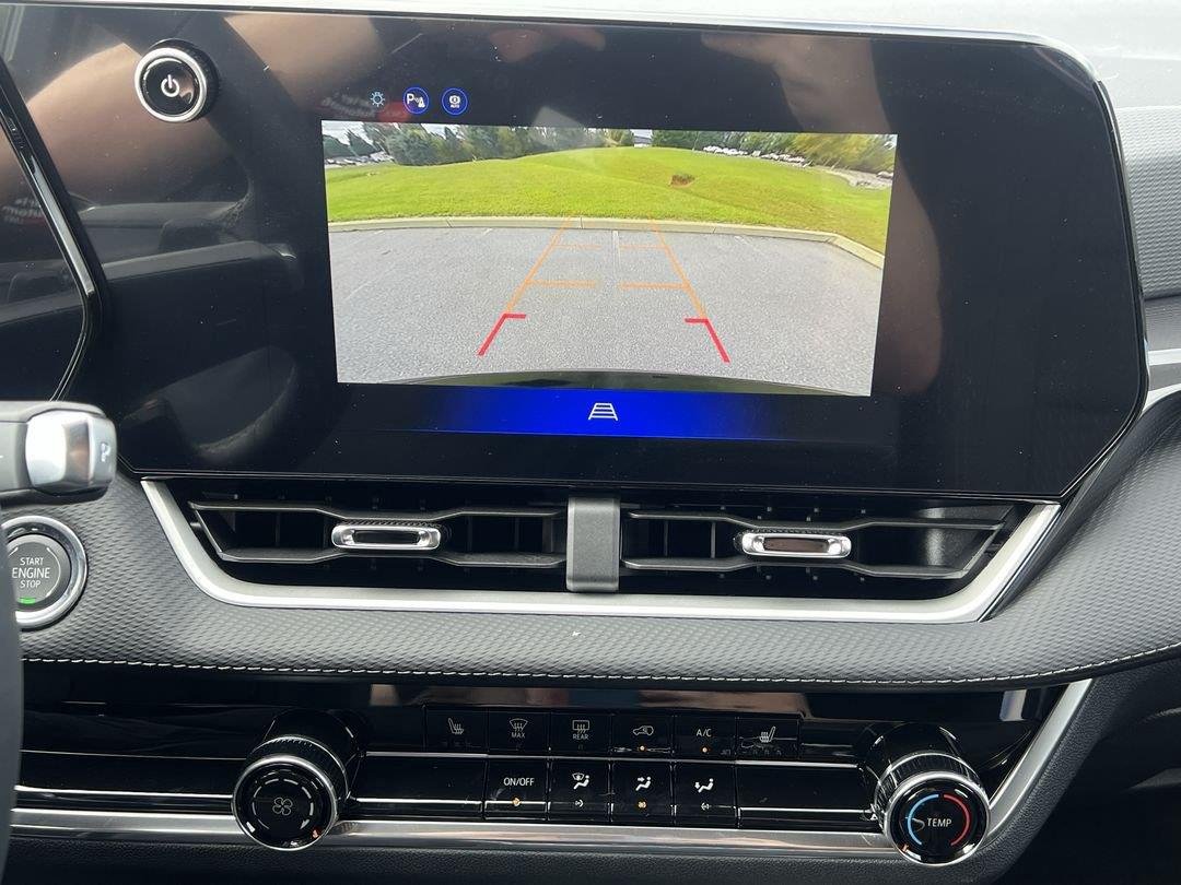 2027 Chevrolet Equinox LT - Photo 21