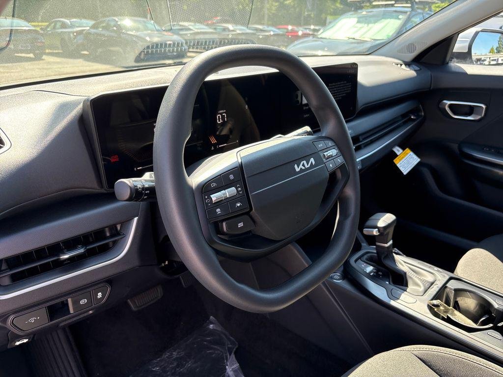 New 2026 Snow White Pearl Kia LXS image 13