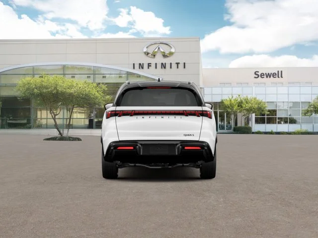 New 2027 2T RAD WHT INFINITI Sport AWD image 2
