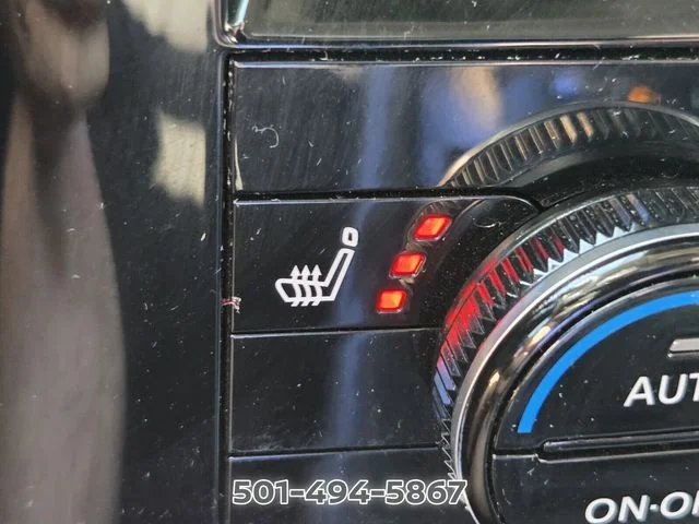 Used 2023 Gray Nissan SL image 21