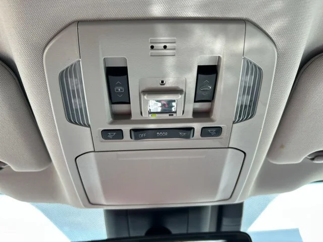Used 2022 Gray Toyota Platinum image 54