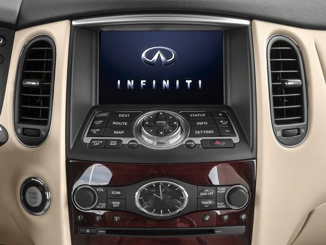 Used 2017 Graphite Shadow INFINITI Base image 13