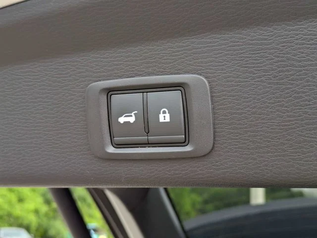 2023 Mitsubishi Outlander Plug-In Hybrid SE - Photo 14