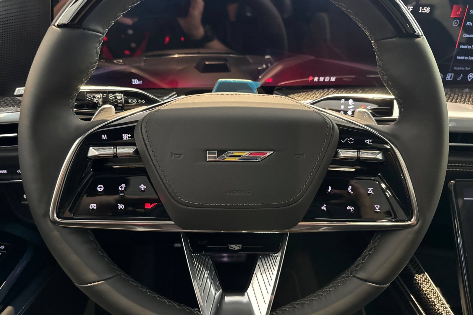 2026 Cadillac Escalade ESV V-Series - Photo 24