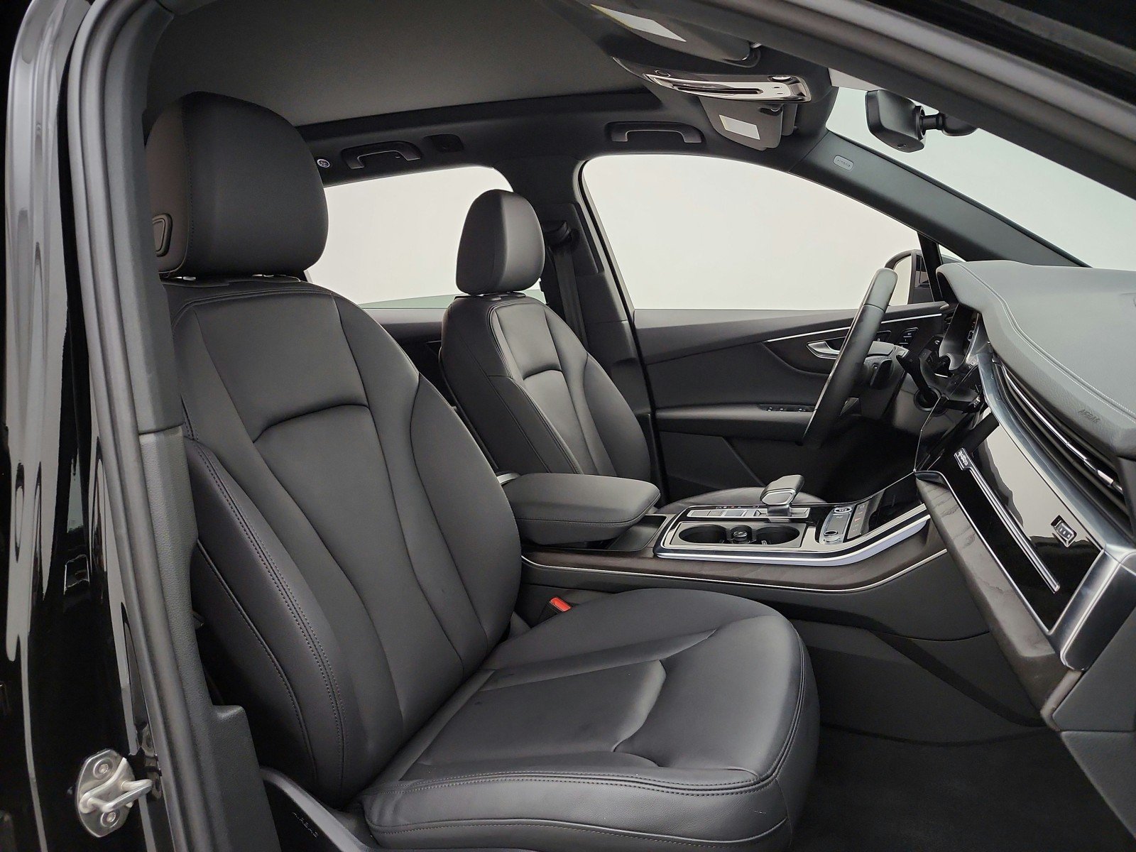 Used 2023 Mythos Black Metallic Audi Premium image 19