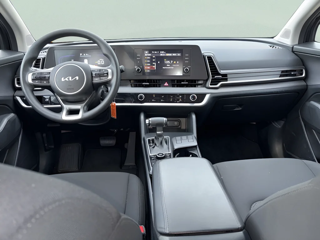 2025 Kia Sportage LX - Photo 20